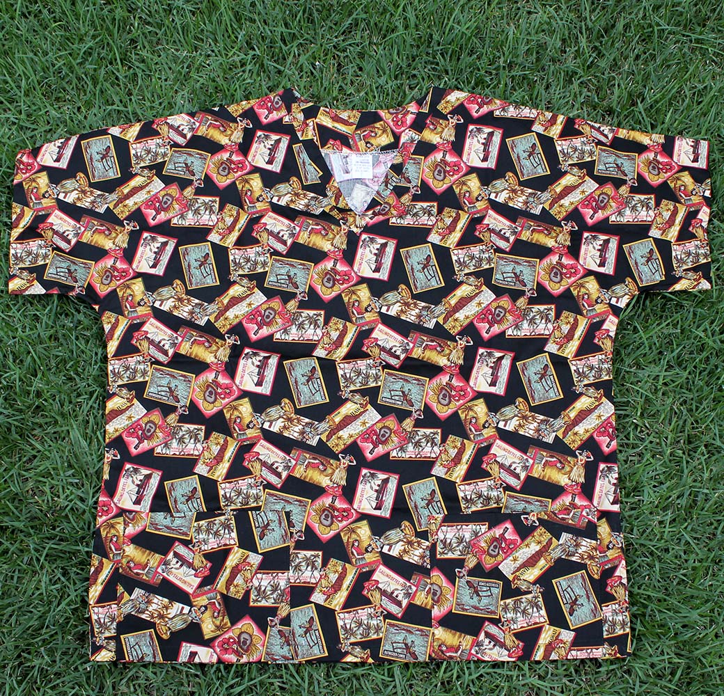 #26 Hawaii Scrub Top, The post card (100% cotton)