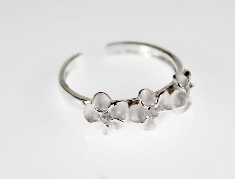 Toe ring - Three plumeria