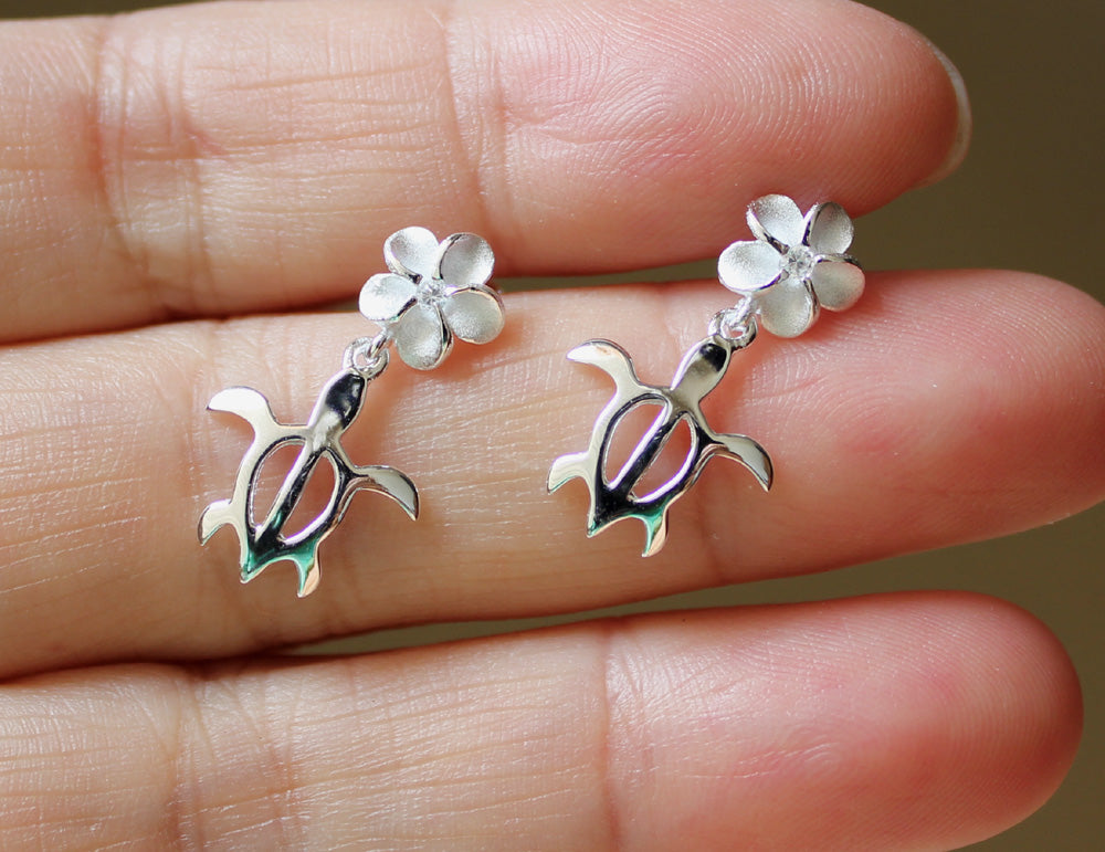 Silver earrings<br>Plumeria /dangling turtle