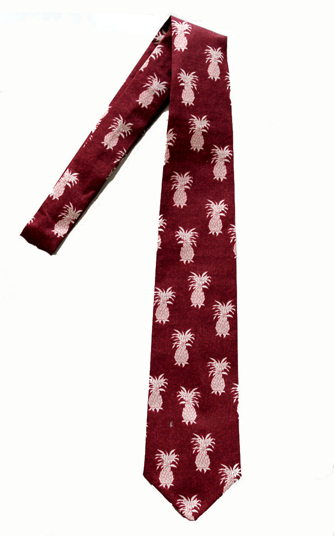 Hawaiian Necktie<br>Maroon pinapple