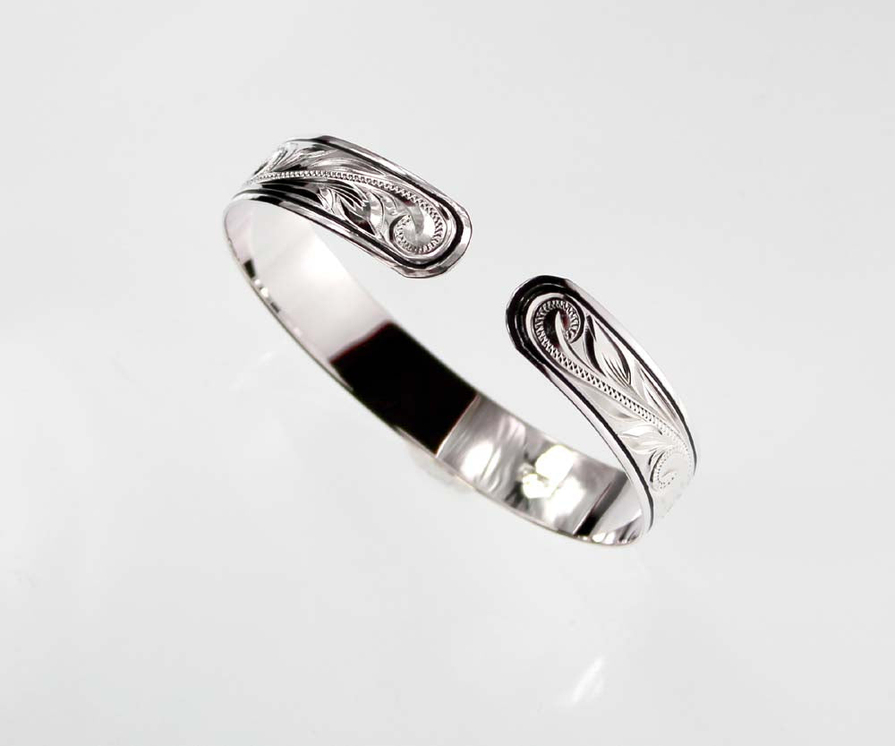 Open bangle - Black line