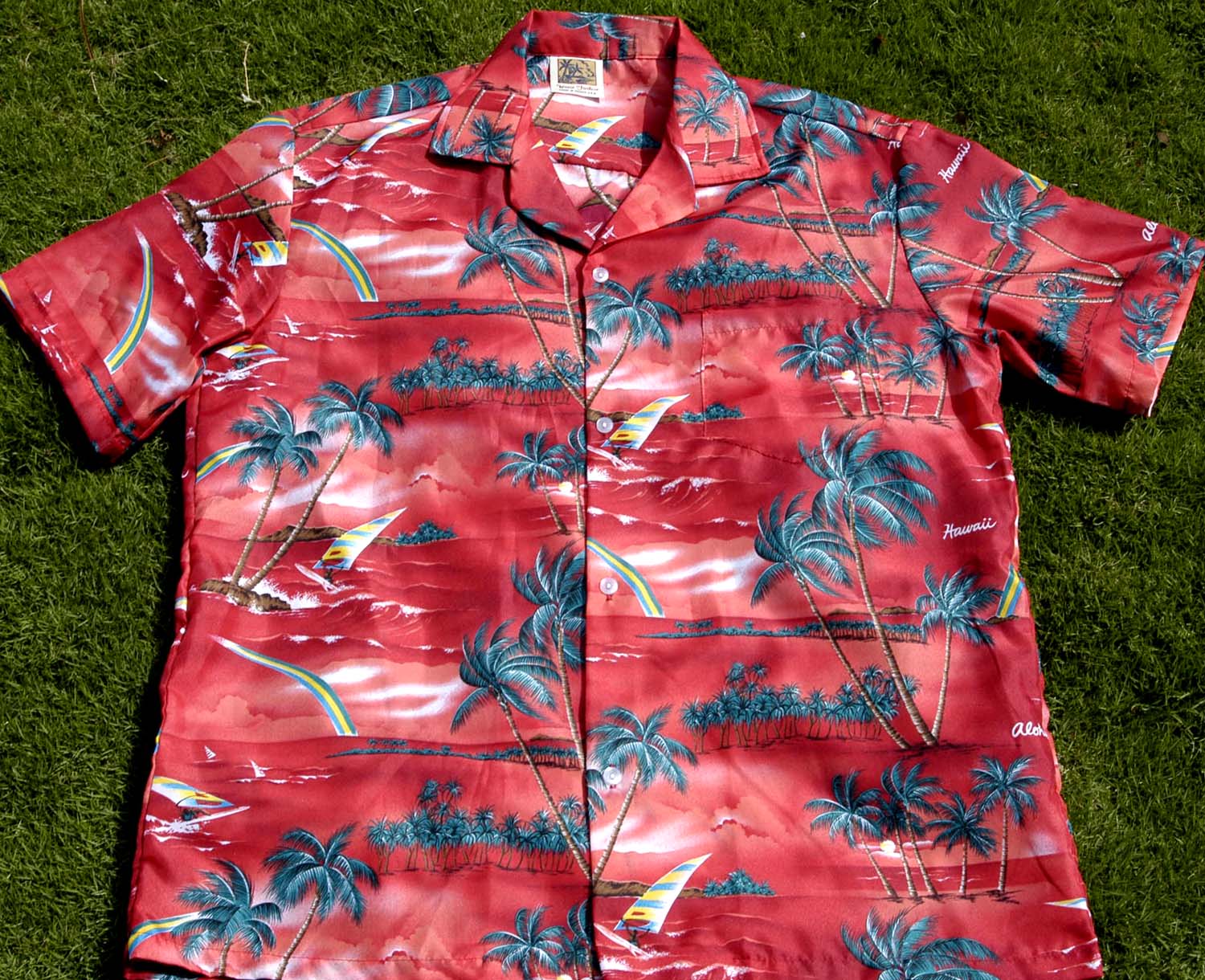 Hawaiian Shirt 100% polyester<br>#32 Rainbow Red