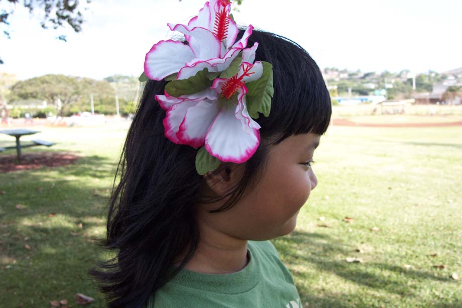 Double Hibiscus hair clip - #7 white/ pink