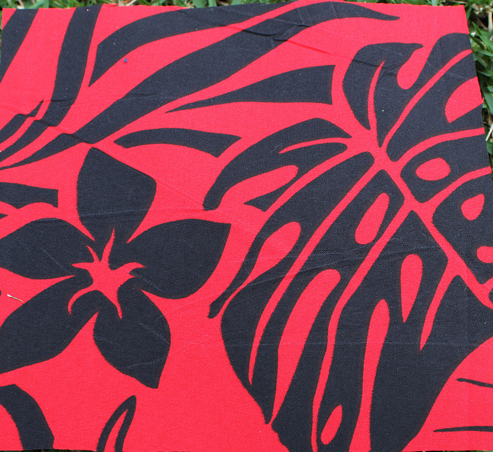 Vinyl Checkbook Covers<br>Red /black leaf